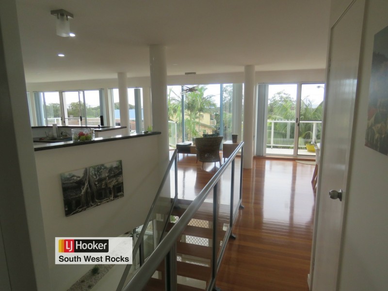 1 Government Road, South West Rocks NSW 2431