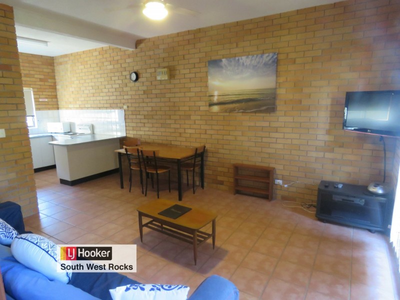 2/15 Lansborough Street, South West Rocks NSW 2431