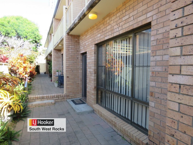 2/15 Lansborough Street, South West Rocks NSW 2431