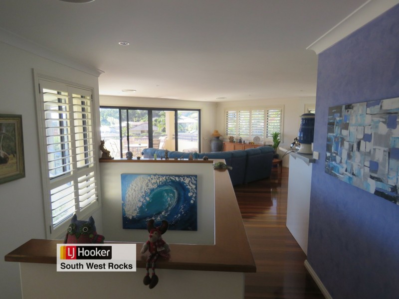 2 Salmon Circuit, South West Rocks NSW 2431