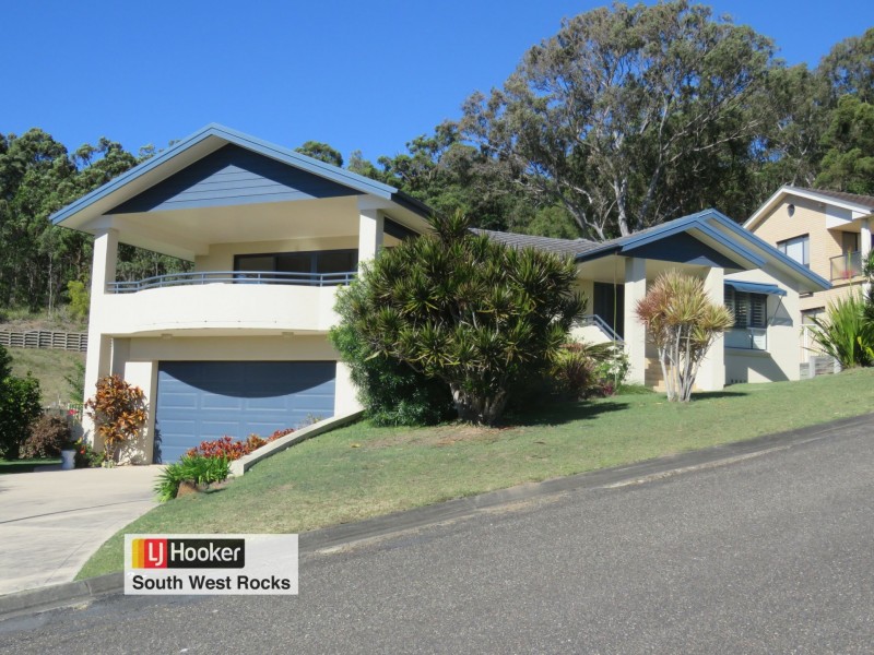 2 Salmon Circuit, South West Rocks NSW 2431