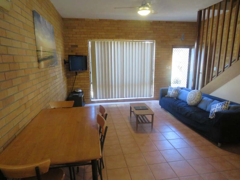 2/15 Landsborough Street, South West Rocks NSW 2431