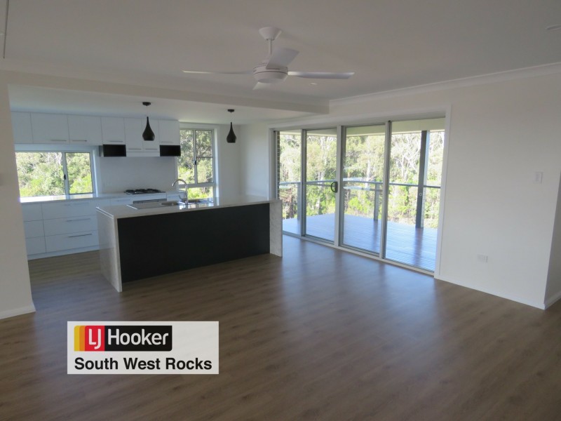 2 Mertens Place, South West Rocks NSW 2431