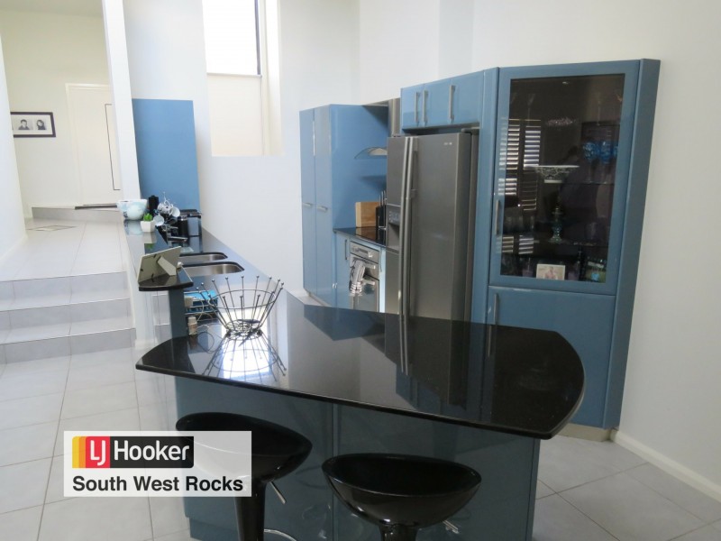 5 Salmon Circuit, South West Rocks NSW 2431