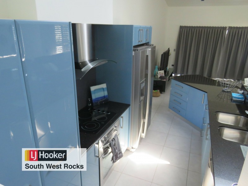 5 Salmon Circuit, South West Rocks NSW 2431