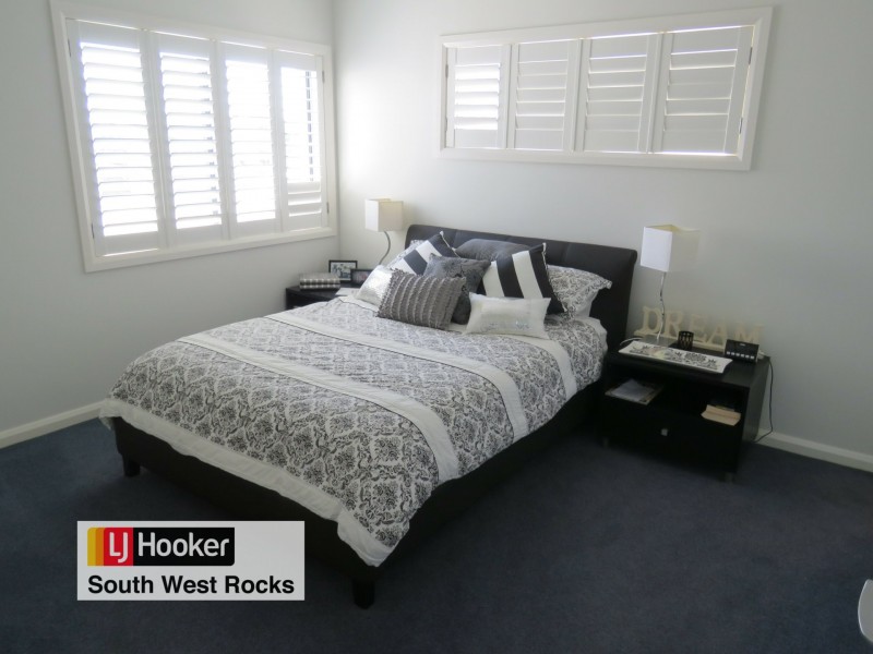 5 Salmon Circuit, South West Rocks NSW 2431