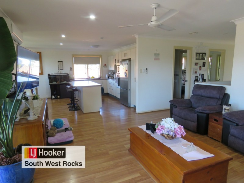 2/15 Peter Mark Circuit, South West Rocks NSW 2431