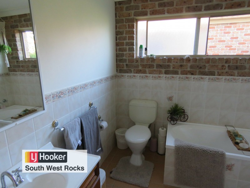 2/15 Peter Mark Circuit, South West Rocks NSW 2431