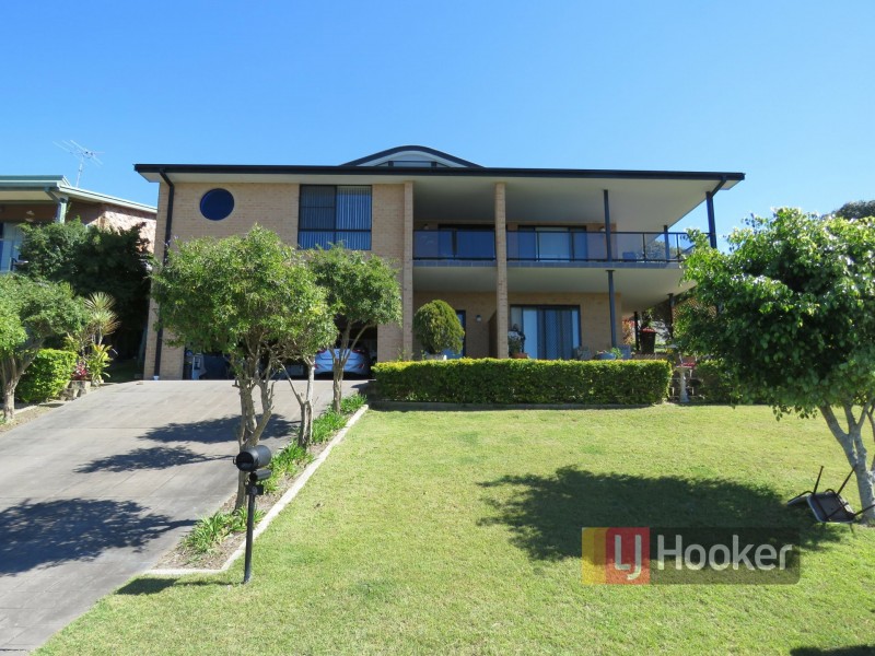 9 Dolphin Crescent, South West Rocks NSW 2431