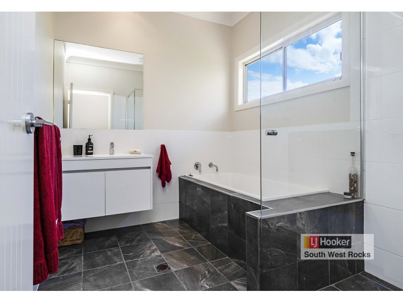 3 Pacific Street, South West Rocks NSW 2431