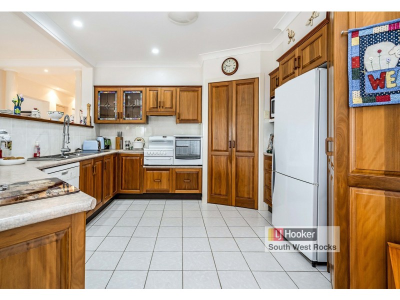 3-5 Sturt Street, South West Rocks NSW 2431