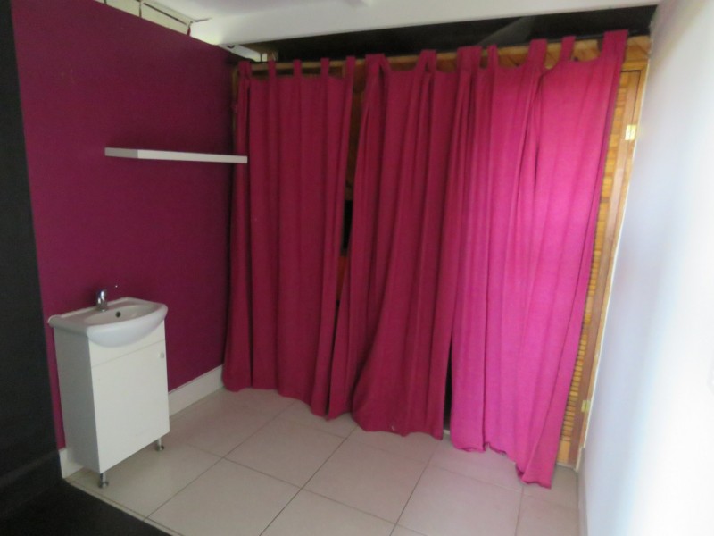 Shop 2/68-72 Barnard Street, Gladstone NSW 2440