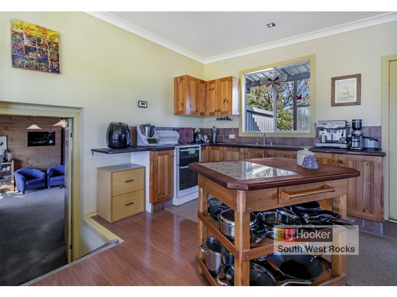 179 Rainbow Reach Road, Rainbow Reach, South West Rocks NSW 2431