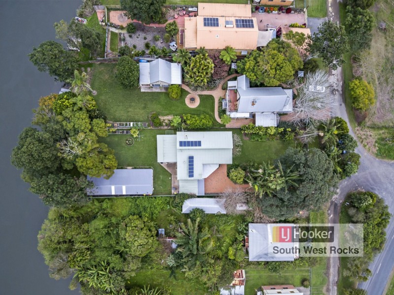 9 Hat Head Road, Kinchela NSW 2440