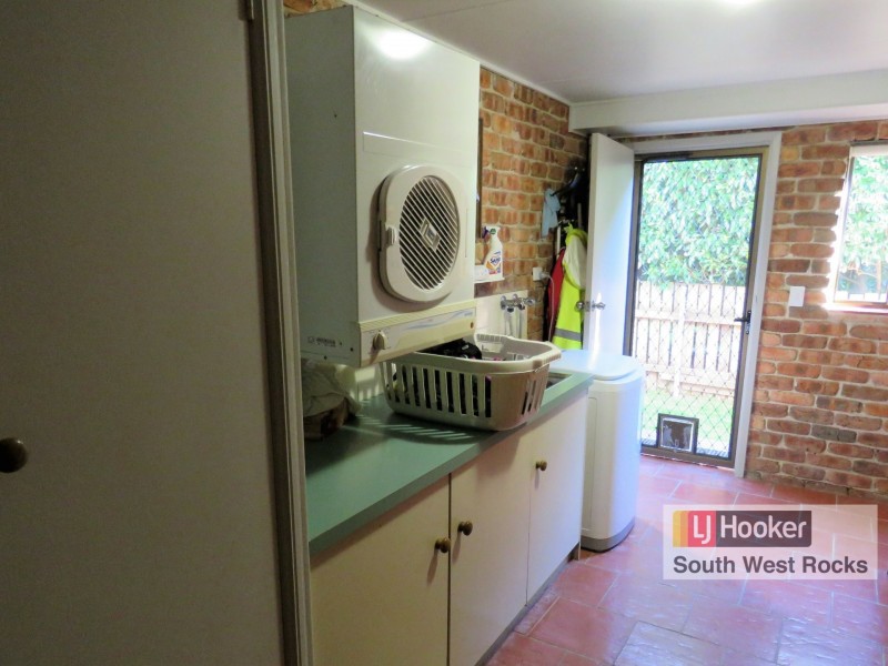 9 Hat Head Road, Kinchela NSW 2440