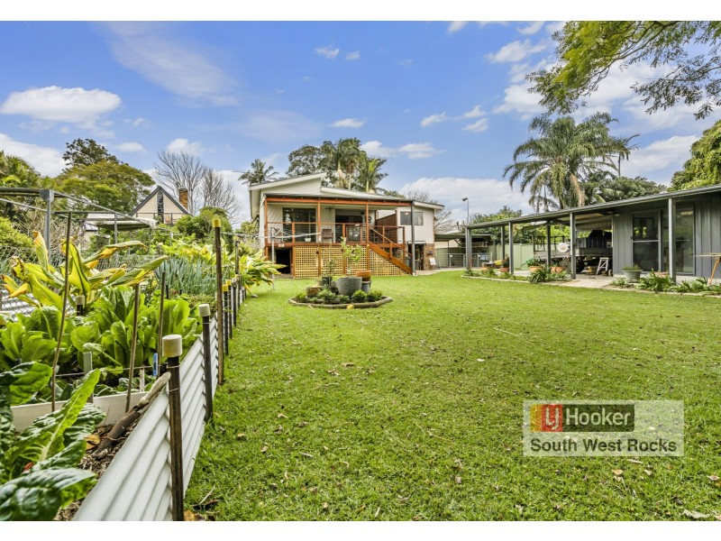 9 Hat Head Road, Kinchela NSW 2440