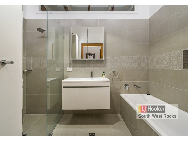 9 Hat Head Road, Kinchela NSW 2440