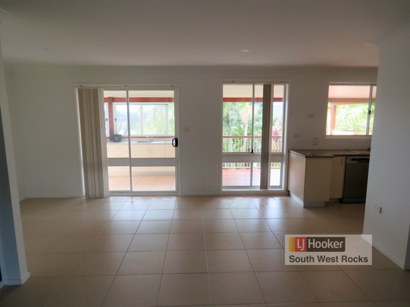 13 Lionel Hogan Street, South West Rocks NSW 2431