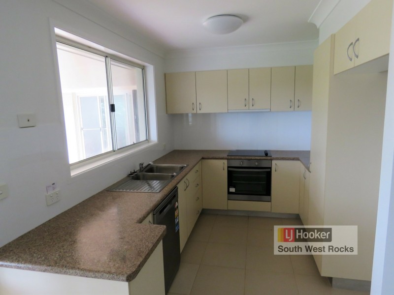 13 Lionel Hogan Street, South West Rocks NSW 2431