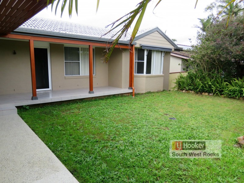 13 Lionel Hogan Street, South West Rocks NSW 2431