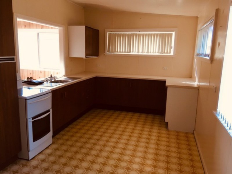 42 Belmore Street, Smithtown NSW 2440