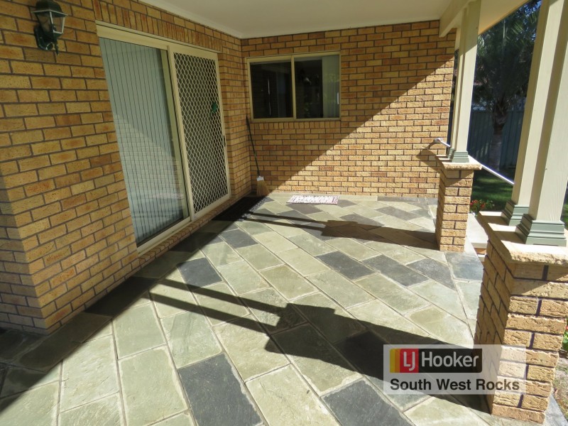 1 Les Gilligan Place, South West Rocks NSW 2431
