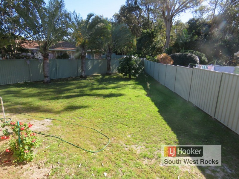 1 Les Gilligan Place, South West Rocks NSW 2431