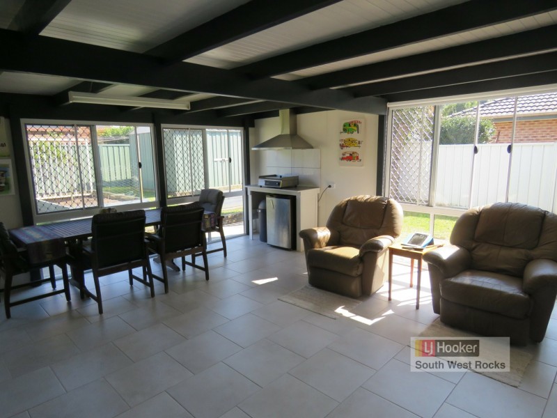 5 Tahlee Close, South West Rocks NSW 2431