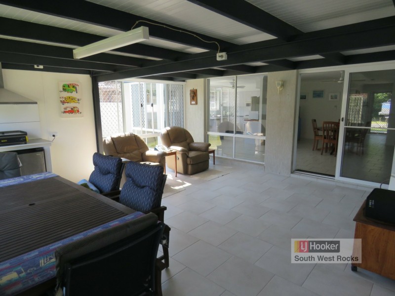 5 Tahlee Close, South West Rocks NSW 2431