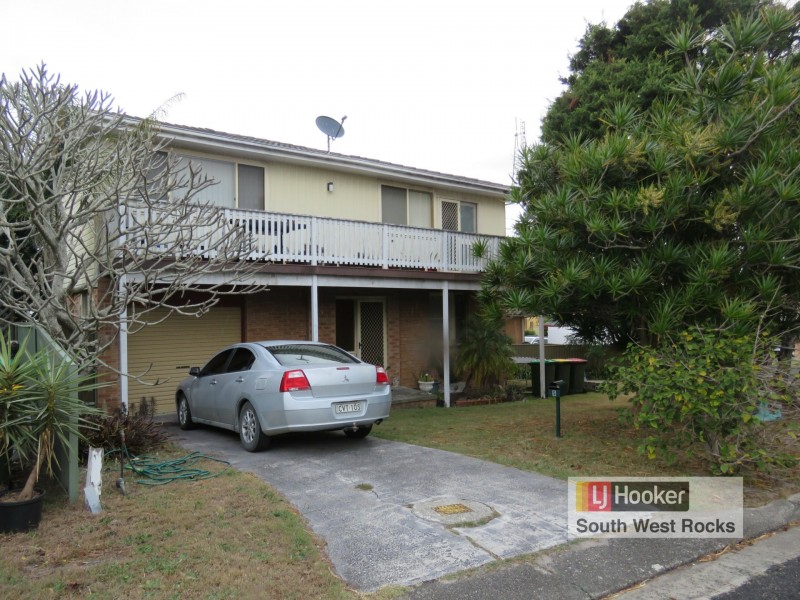 5 Goolagong Crescent, South West Rocks NSW 2431
