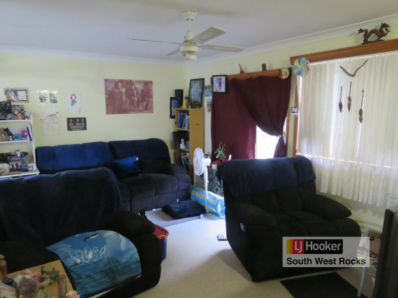 5 Goolagong Crescent, South West Rocks NSW 2431