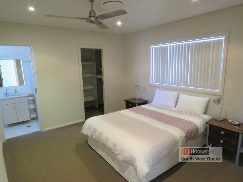 35A Memorial Avenue, South West Rocks NSW 2431