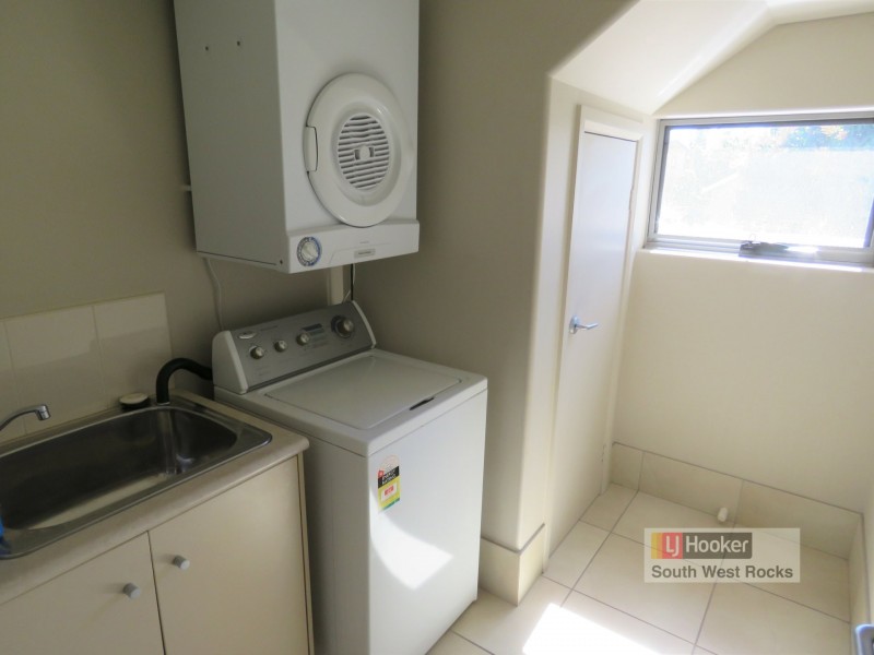 35A Memorial Avenue, South West Rocks NSW 2431