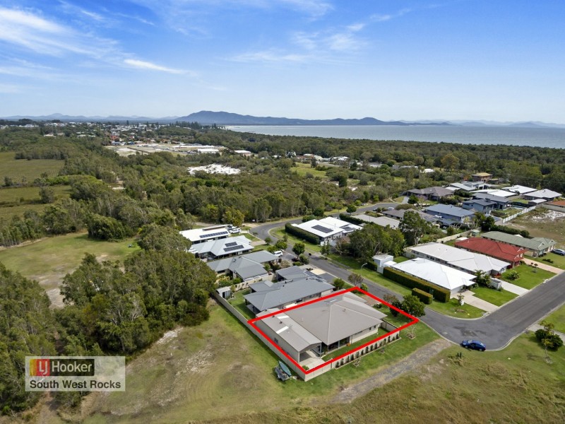 20 Waianbar Avenue, South West Rocks NSW 2431