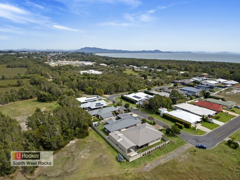 20 Waianbar Avenue, South West Rocks NSW 2431