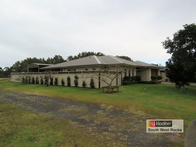 20 Waianbar Avenue, South West Rocks NSW 2431