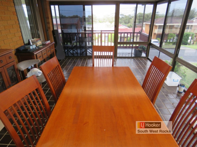 9 Emanuel Crescent, South West Rocks NSW 2431