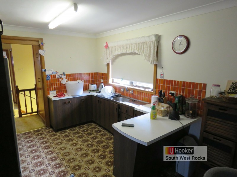 9 Emanuel Crescent, South West Rocks NSW 2431