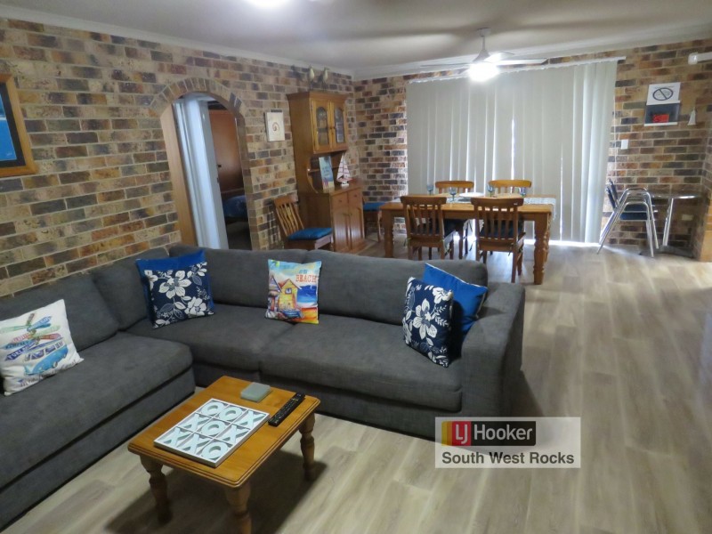 Unit 1/5 Landsborough Street, South West Rocks NSW 2431