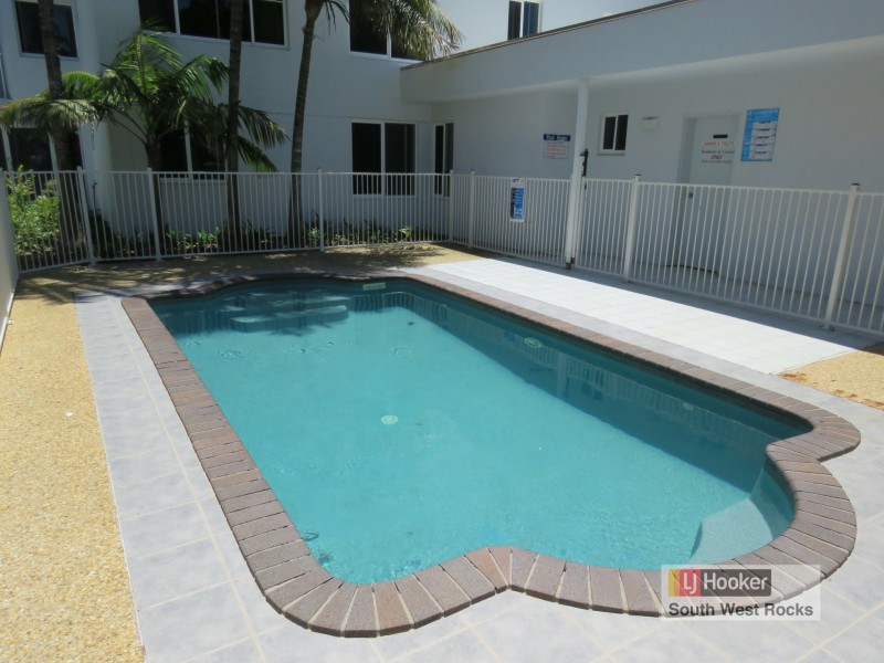 Unit 1/8-12 Paragon Avenue, South West Rocks NSW 2431