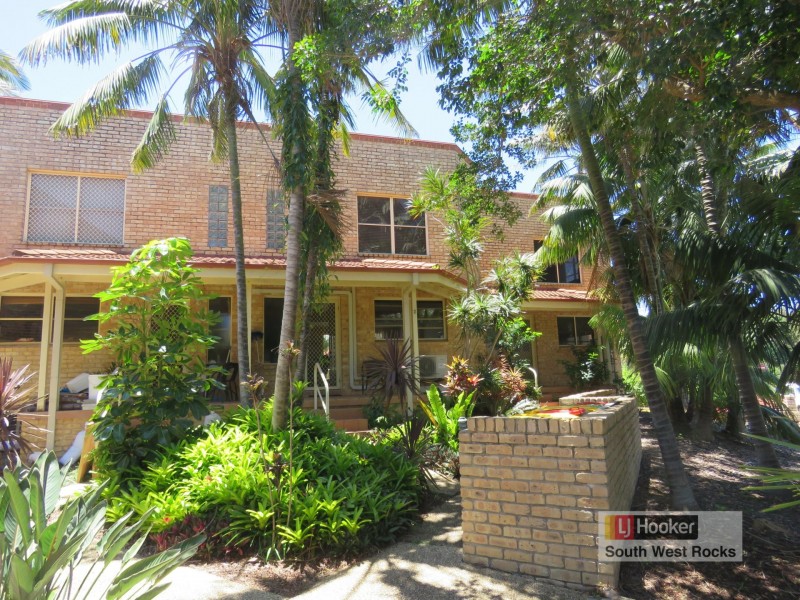 Unit 1/8-12 Paragon Avenue, South West Rocks NSW 2431