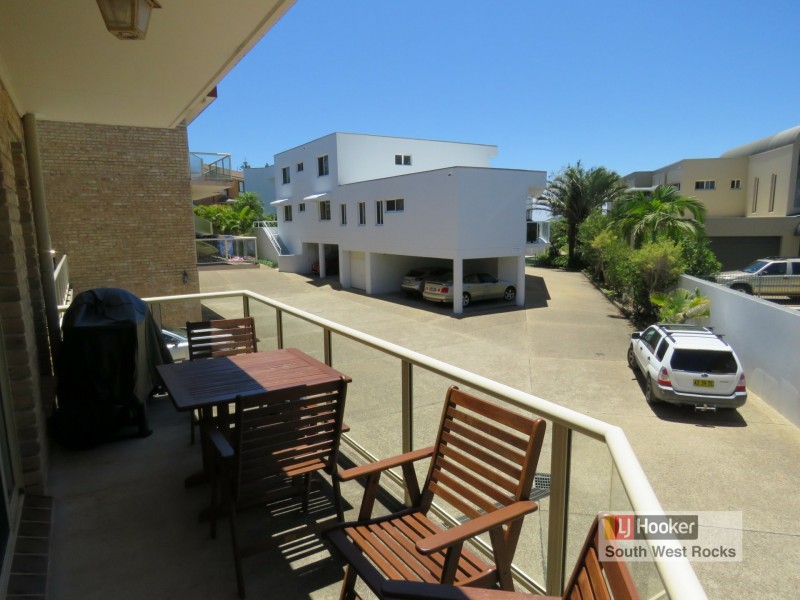 Unit 1/8-12 Paragon Avenue, South West Rocks NSW 2431