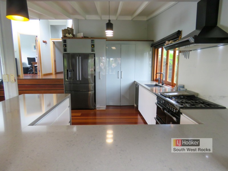 3 Kevin Hogan Place, South West Rocks NSW 2431