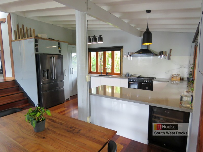 3 Kevin Hogan Place, South West Rocks NSW 2431