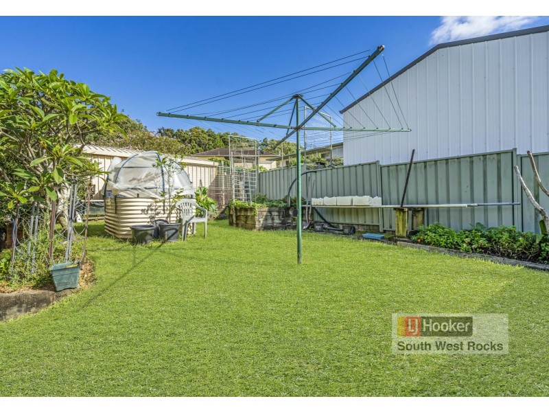 Unit 1,2,3/2-4 Flinders Street, South West Rocks NSW 2431