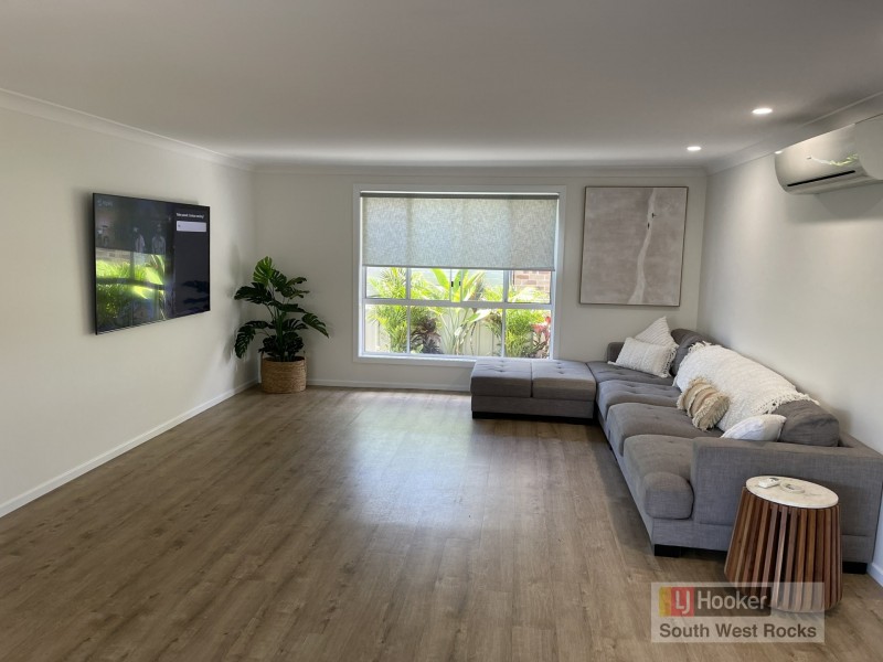 47 Simpson Street, South West Rocks NSW 2431
