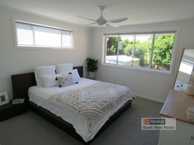 47 Simpson Street, South West Rocks NSW 2431