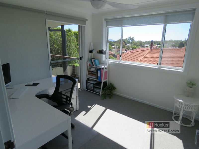47 Simpson Street, South West Rocks NSW 2431