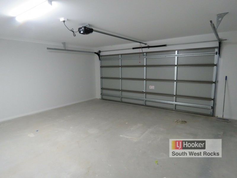 19 Kalang Avenue, South West Rocks NSW 2431