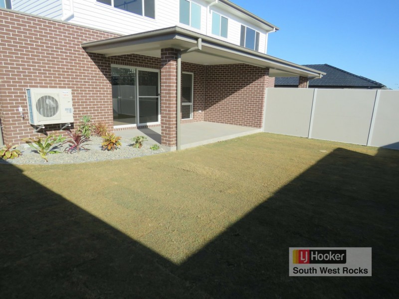 19 Kalang Avenue, South West Rocks NSW 2431